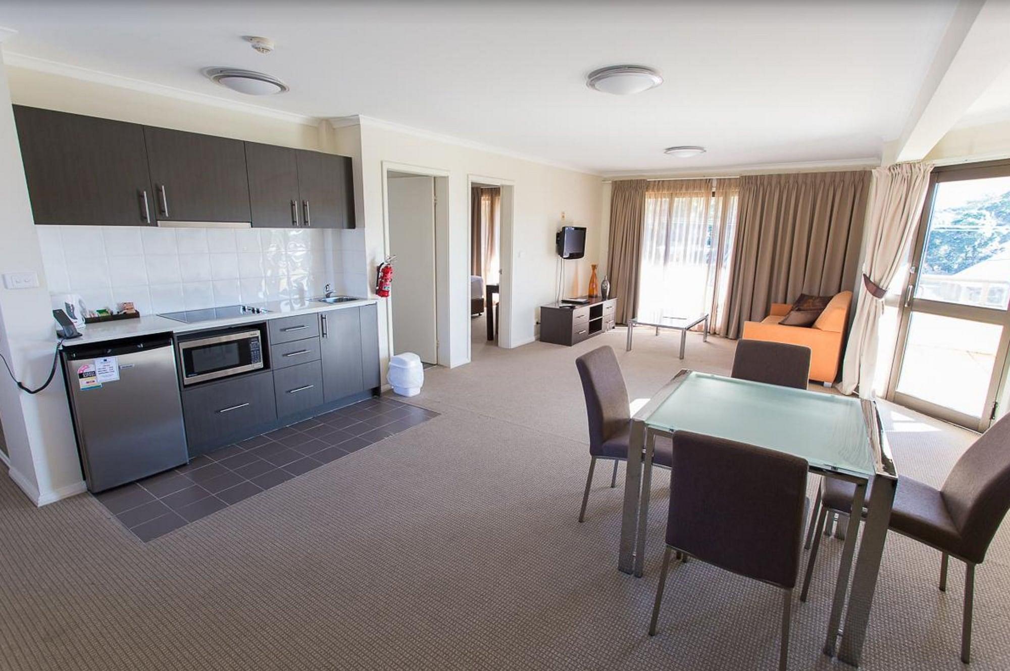 Peninsula Nelson Bay Motel And Serviced Apartments Экстерьер фото