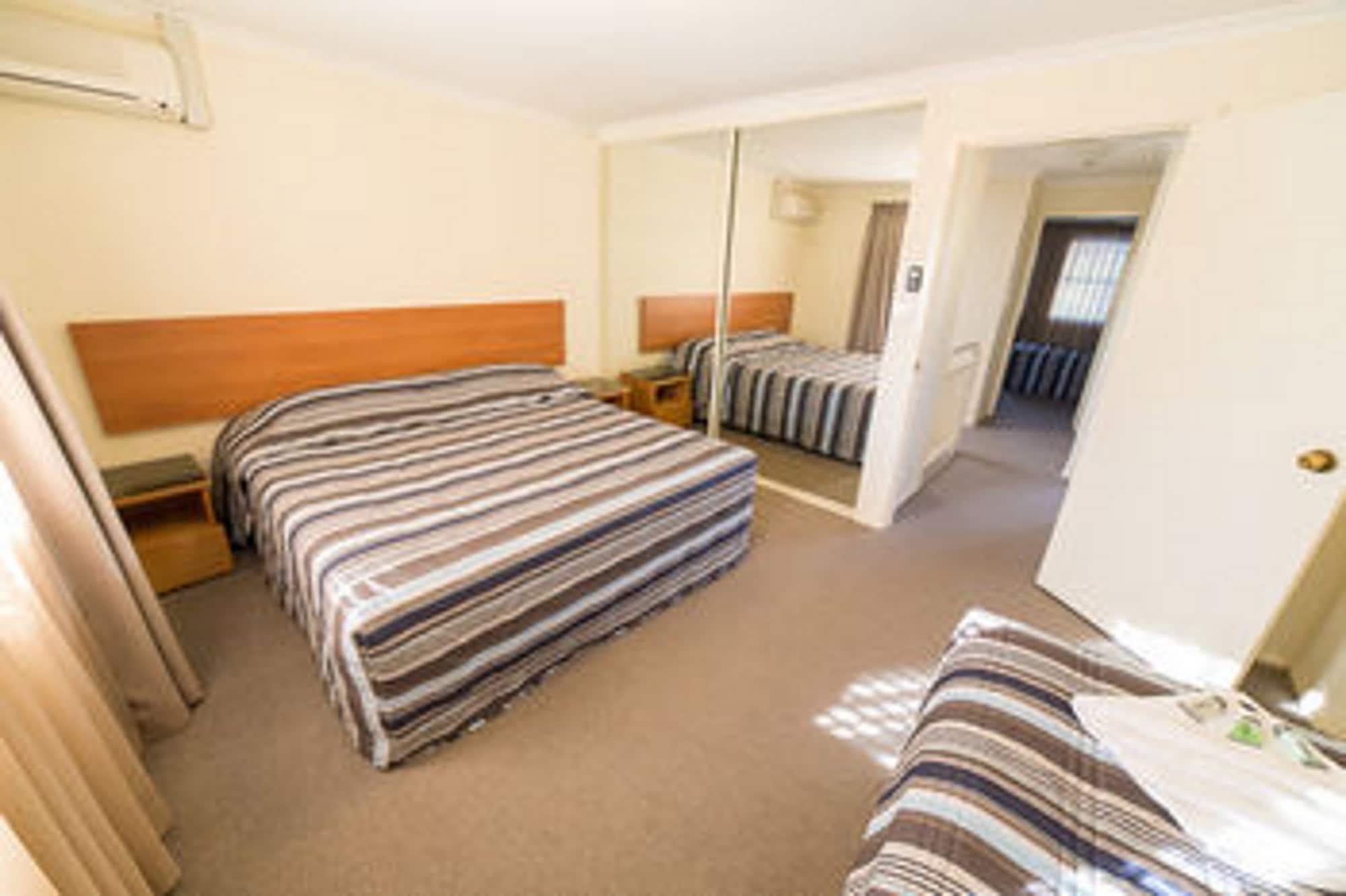 Peninsula Nelson Bay Motel And Serviced Apartments Экстерьер фото