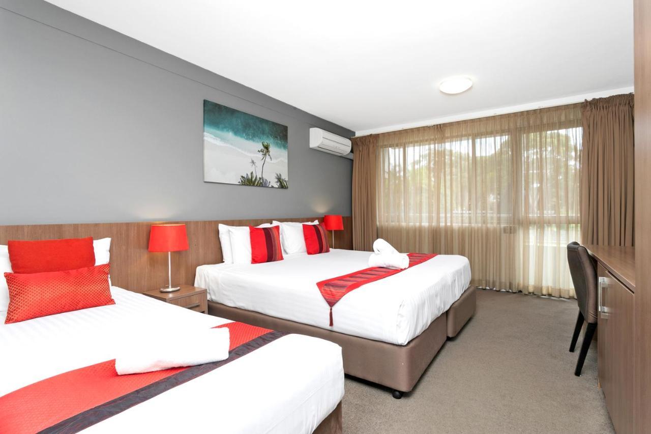 Peninsula Nelson Bay Motel And Serviced Apartments Экстерьер фото