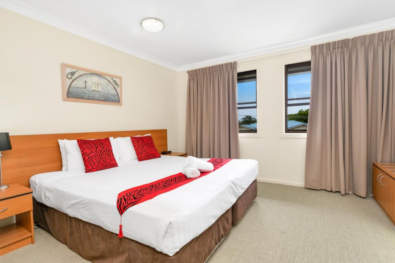 Peninsula Nelson Bay Motel And Serviced Apartments Экстерьер фото