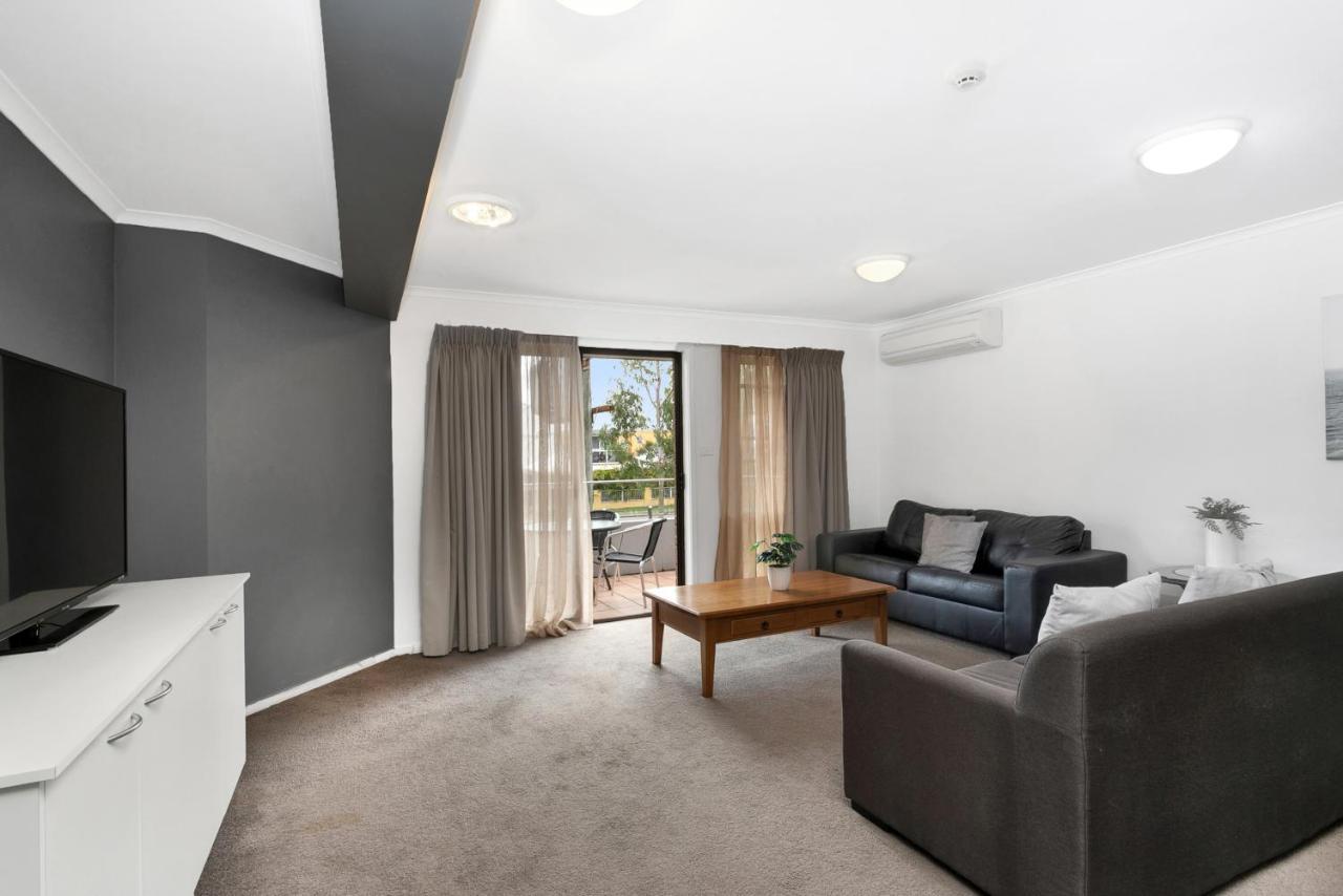 Peninsula Nelson Bay Motel And Serviced Apartments Экстерьер фото